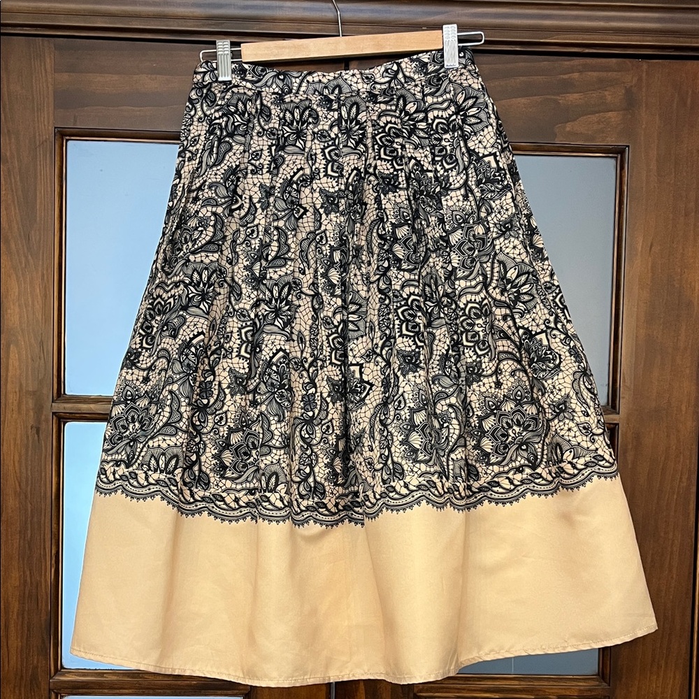 Chicwish Black and Cream Floral Lace A-Line Skirt